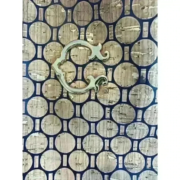 C Wonder Large Cork Tote Bag - Picture 2 of 11